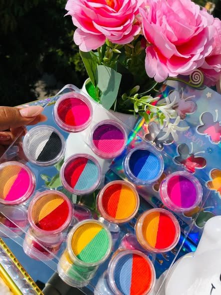 Delineadores que se activan con agua