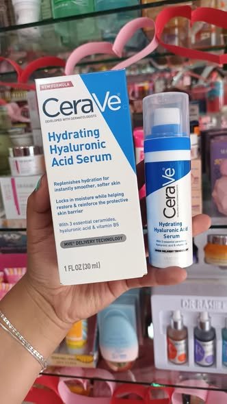 Crema CERAVE Hydrating Hyaluronic Acid Serum