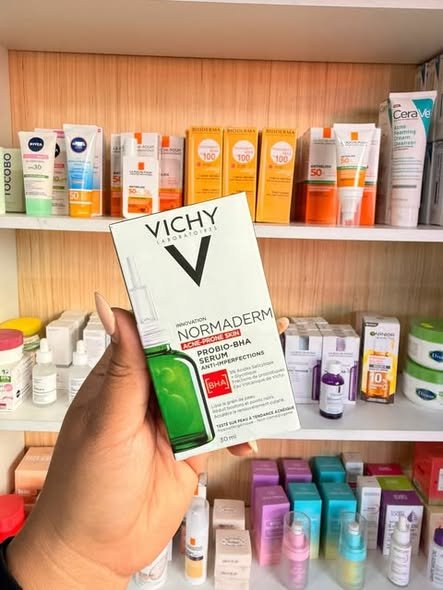 VICKY NORMA DERM - Maquillaje