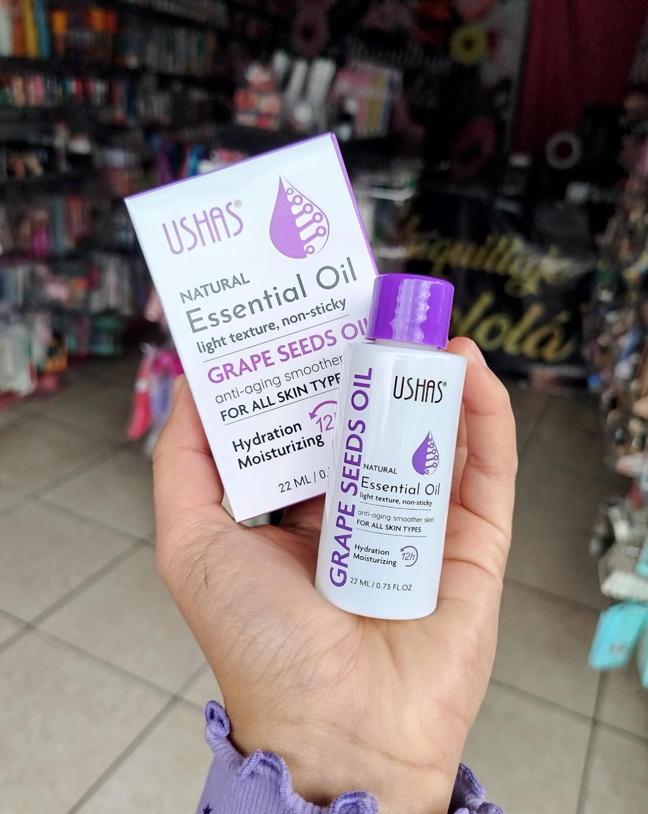 natural essential oil morado - Maquillaje