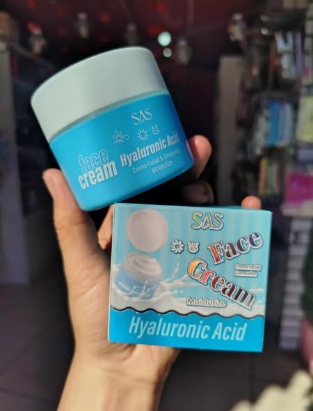 FACE  CREAM SAS - Maquillaje