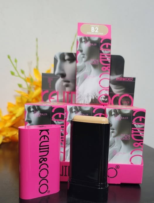 KEVIN Y COCO CORRECTOR - Maquillaje