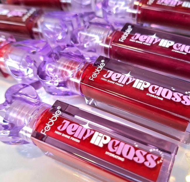 labial con tapa de corazon