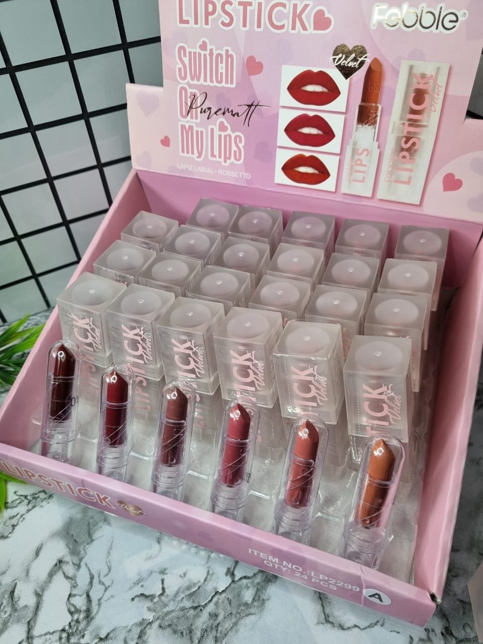 Switch on my lipstick Febble