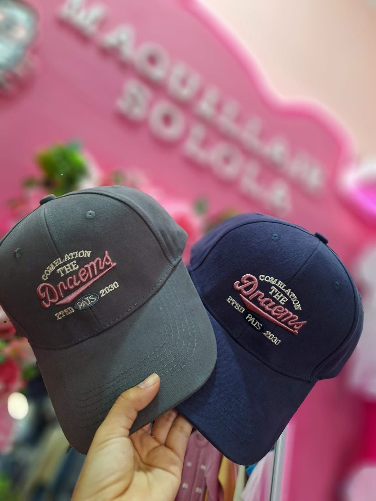 Imagen 2 de Gorras