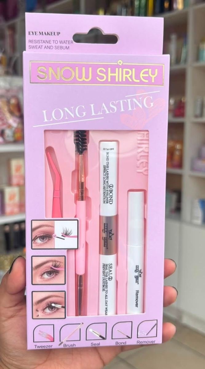 LONG LAST SHIRLEY - Maquillaje