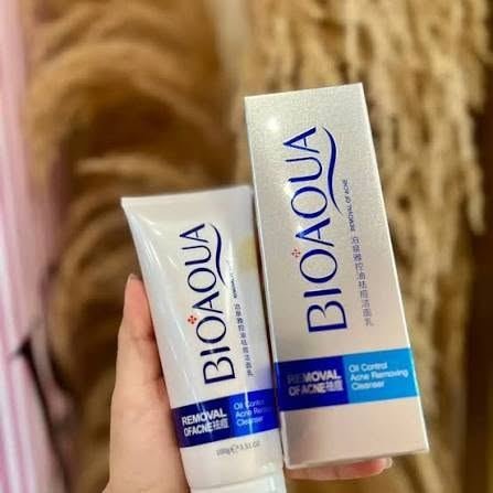 Limpiador facial para eliminar acné - Skincare